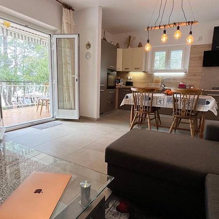 Sidus Maris, Spacious Seaside Apartment With Free Parking Martinscica  Luaran gambar