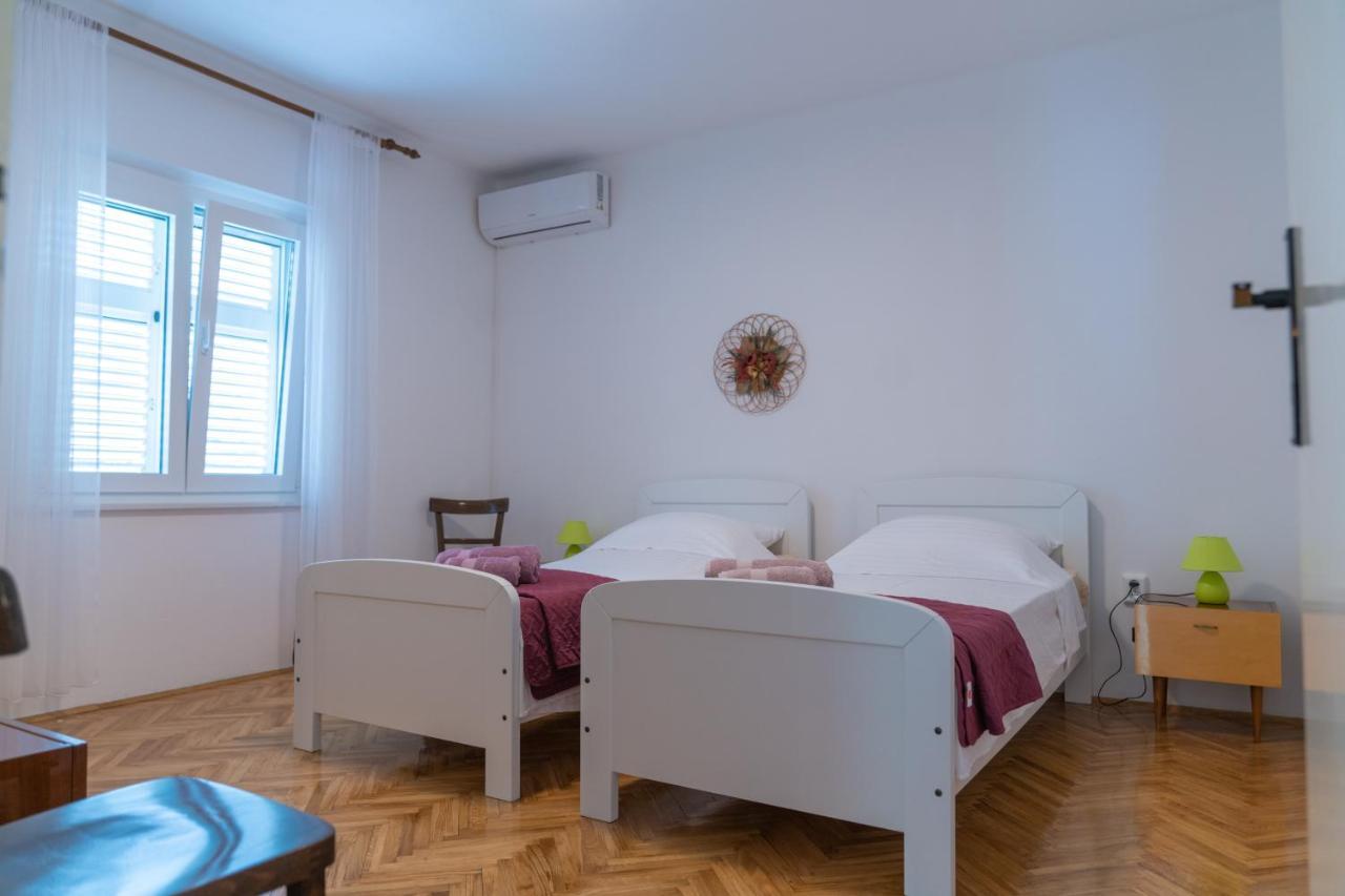 Sidus Maris, Spacious Seaside Apartment With Free Parking Martinscica  Luaran gambar
